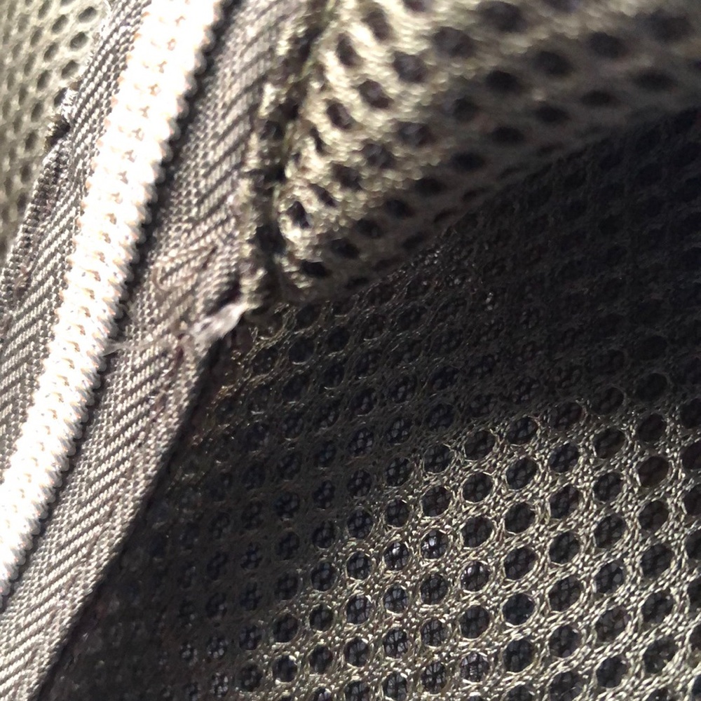 ๐ Stella & Dot Olive Crush It Duffle - Picture 10 of 10